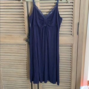 Jessica Simpson nursing nightgown